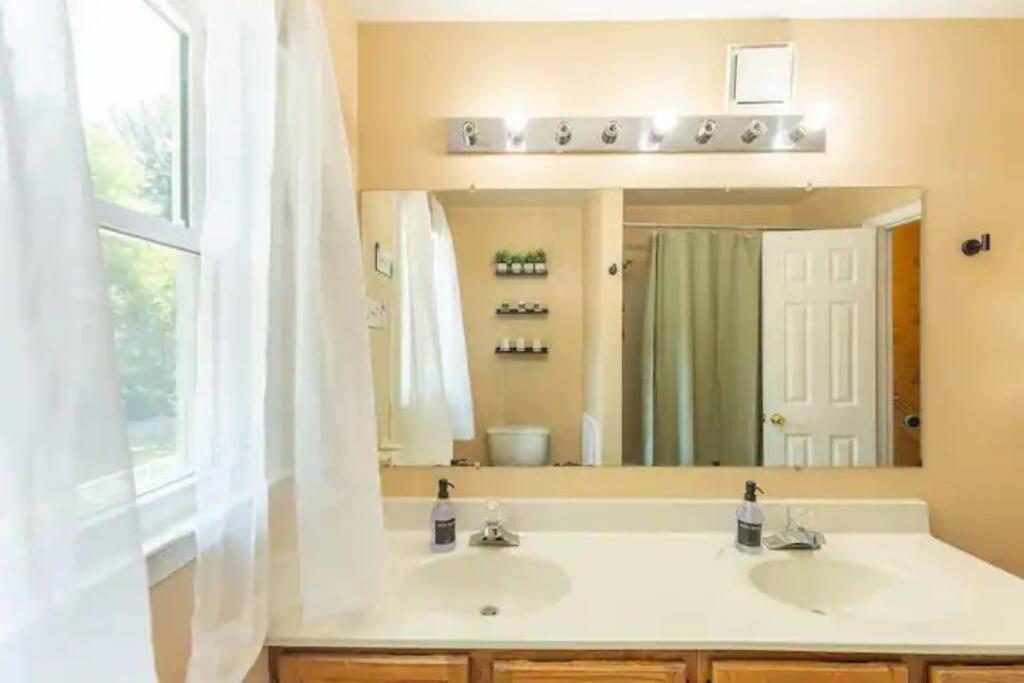 Lrge 5 Bedroom 9 Beds Near Dc-Pool, Hot Tub, Gym, Game Rm, Fire Pit باوي المظهر الخارجي الصورة